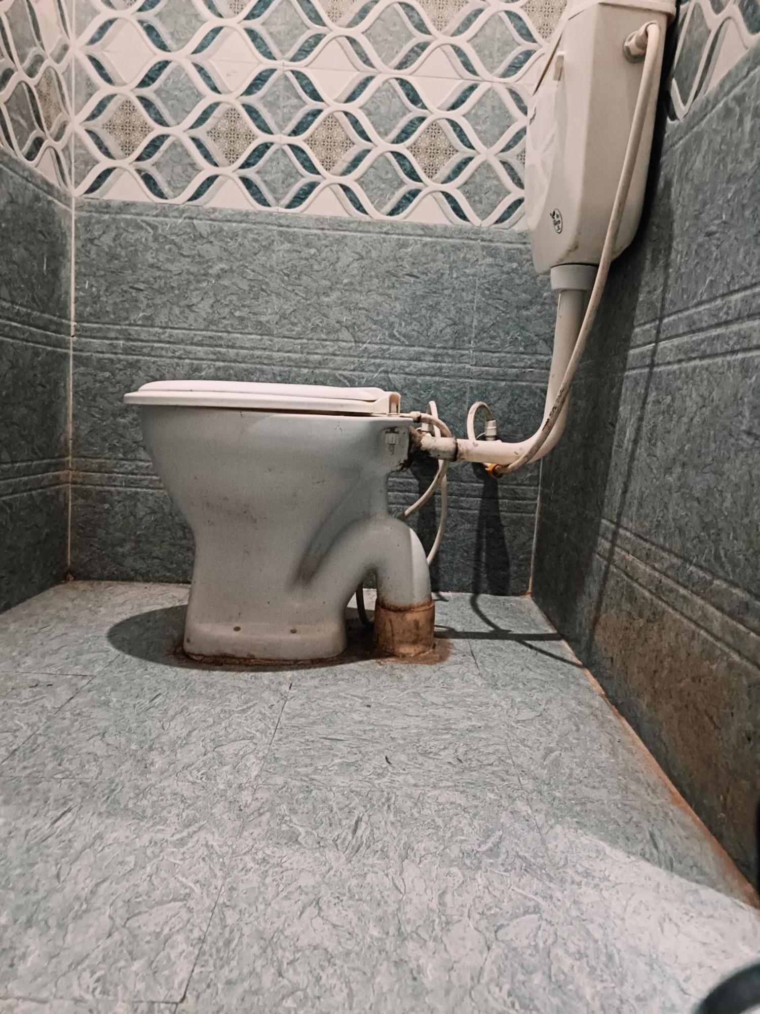 Jay Shree Radhey Home Stay Матура Екстериор снимка